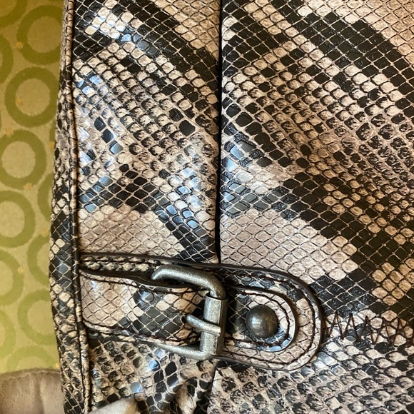 Jessica Simpson python looking bag - Picture 4 of 4